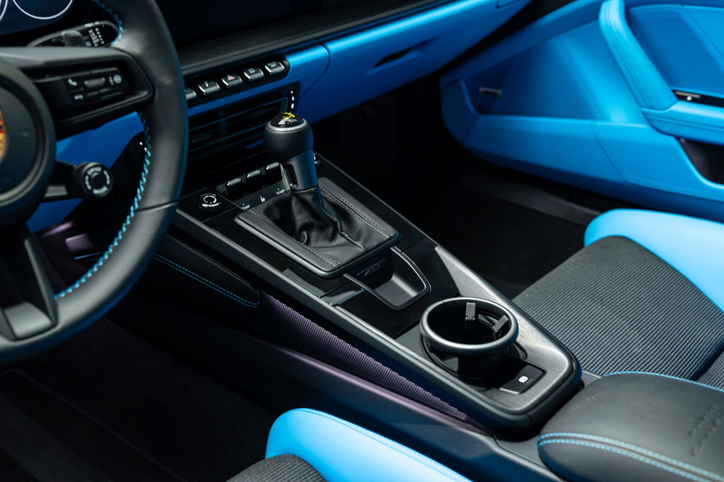 Porsche 992 GT3 Touring