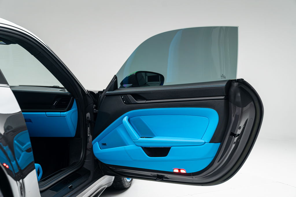 Porsche 992 GT3 Touring