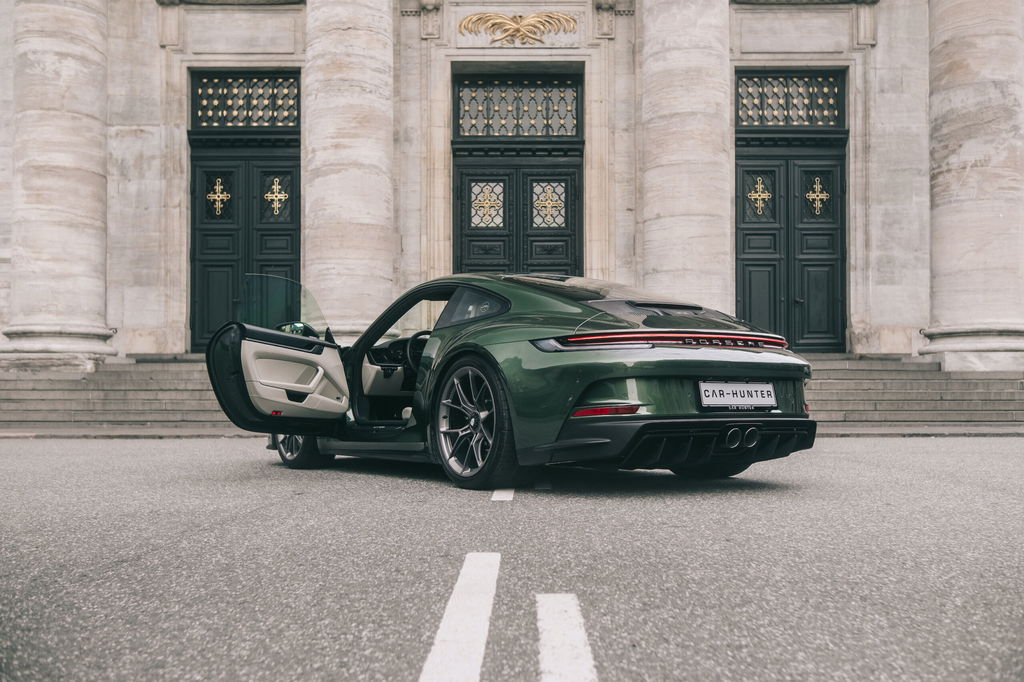 Porsche 992 GT3 Touring