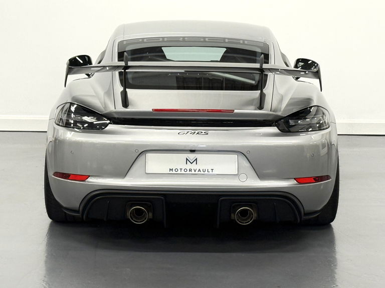 Porsche 718 Cayman GT4 RS
