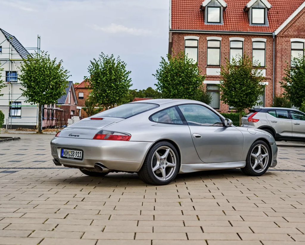 Porsche 996 Carrera