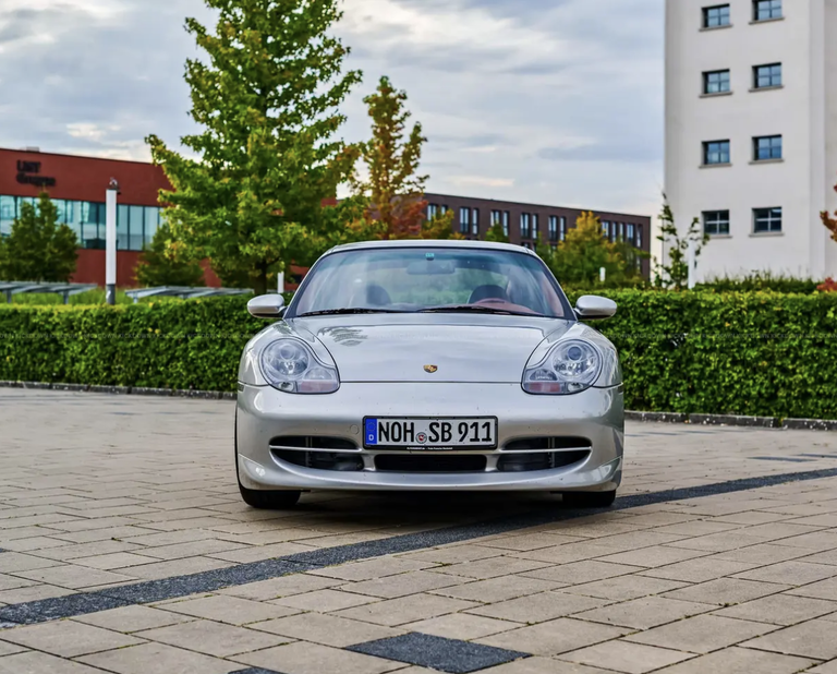 Porsche 996 Carrera