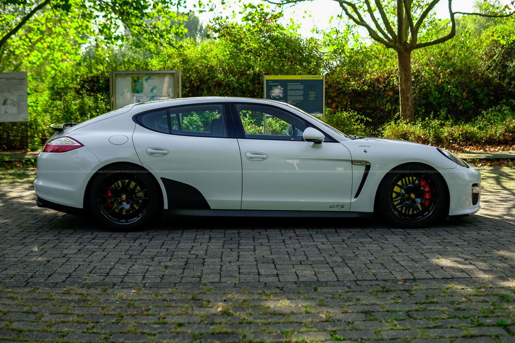 Porsche Panamera GTS