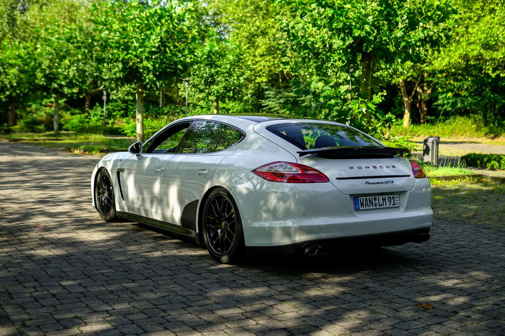 Porsche Panamera GTS