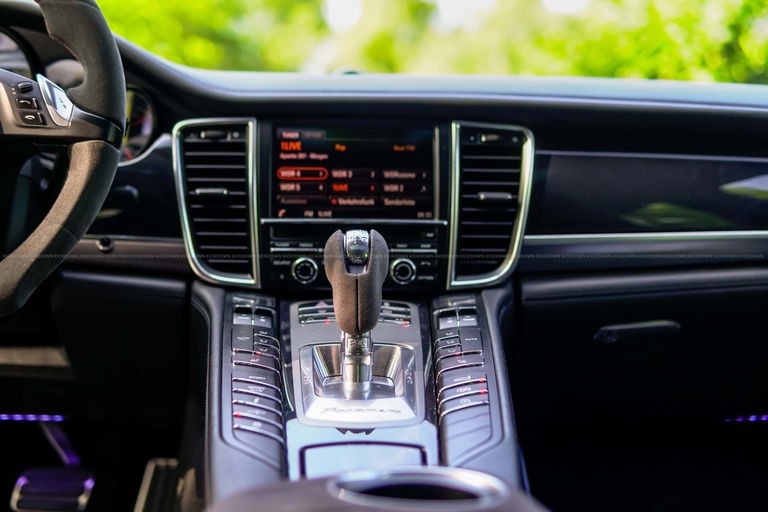 Porsche Panamera GTS