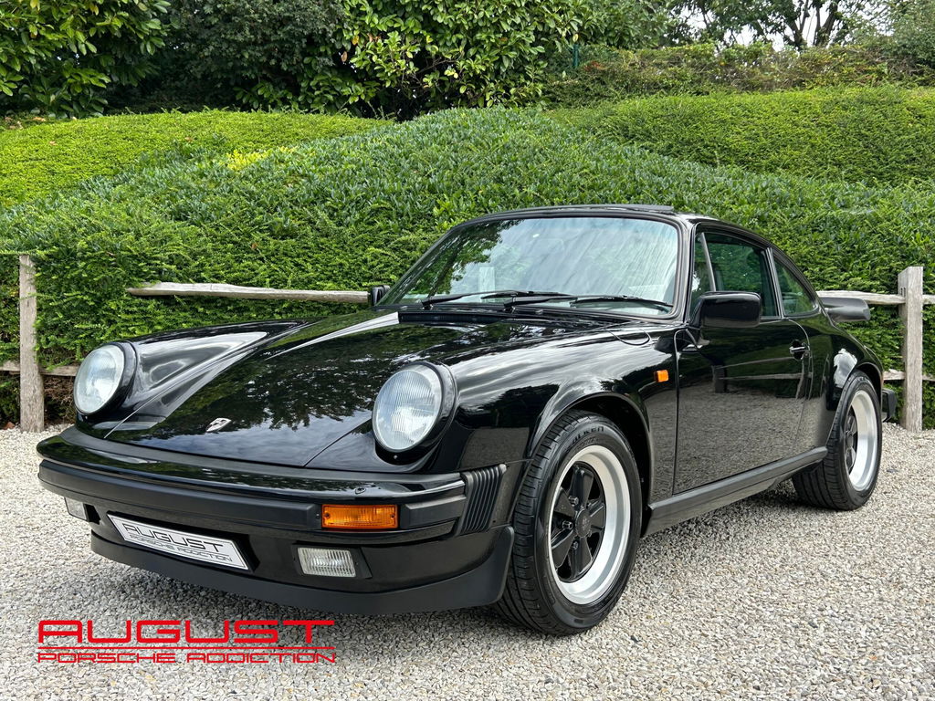 Porsche 911 Carrera 3.2