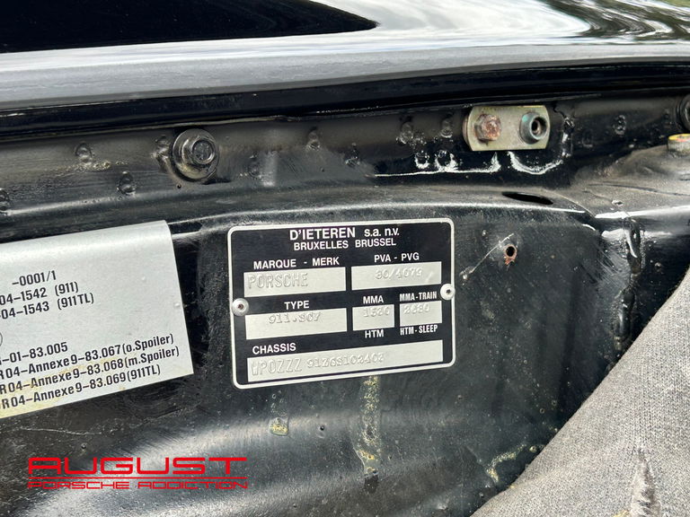 Porsche 911 Carrera 3.2