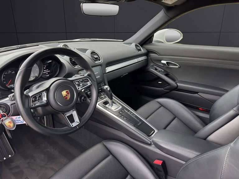 Porsche 718 Cayman S