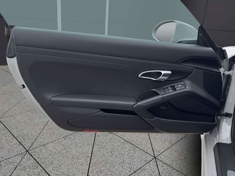 Porsche 718 Cayman S