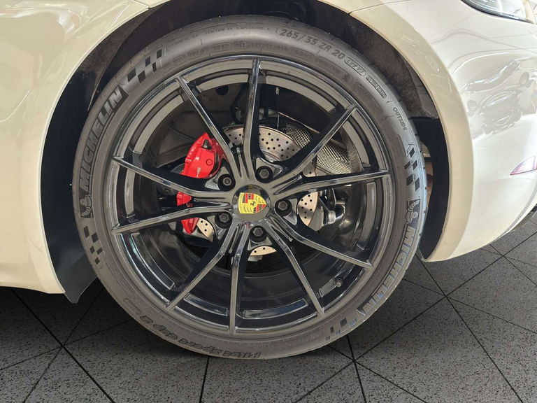 Porsche 718 Cayman S