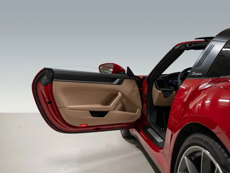 Porsche 992 Targa 4S