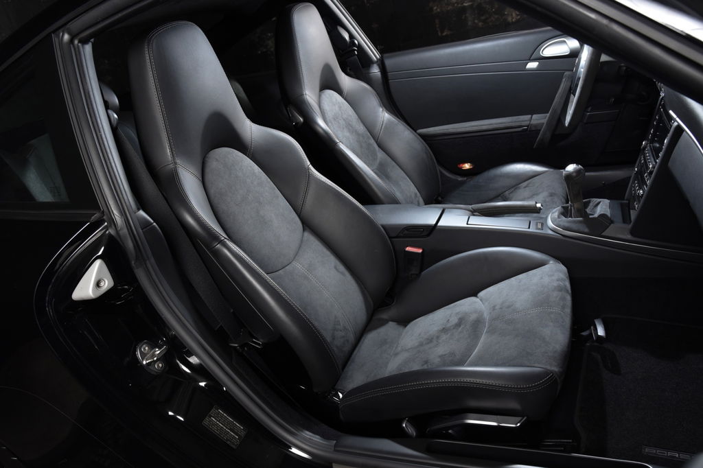 Porsche 997.2 Carrera GTS