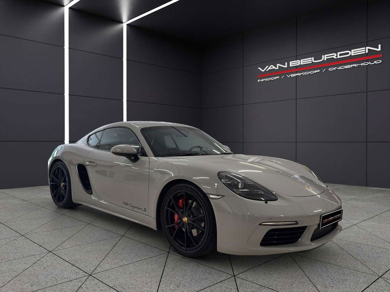 Porsche 718 Cayman S