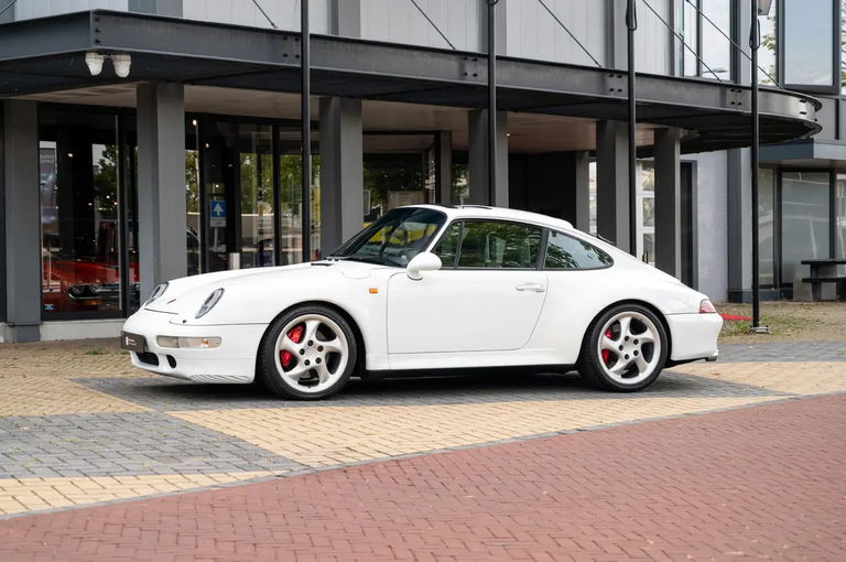 Porsche 993 Carrera 4S