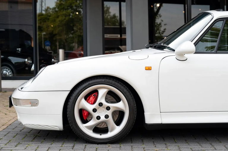 Porsche 993 Carrera 4S