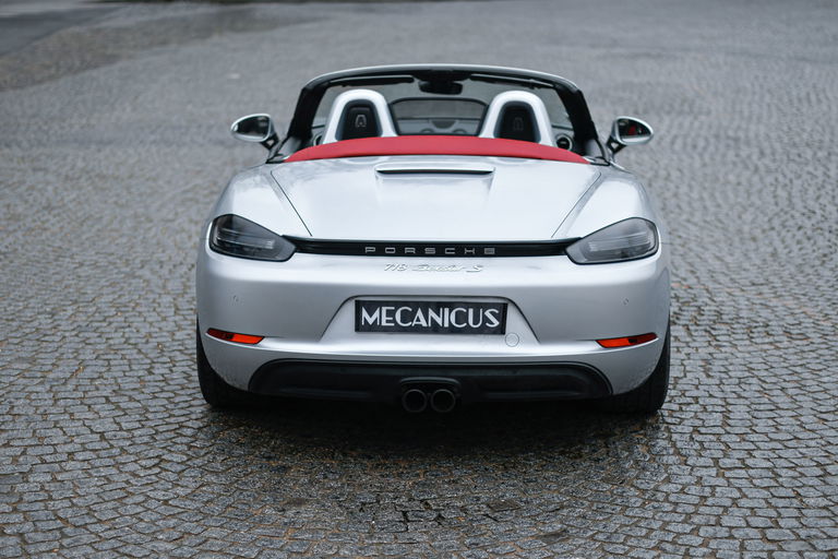 Porsche 718 Boxster S