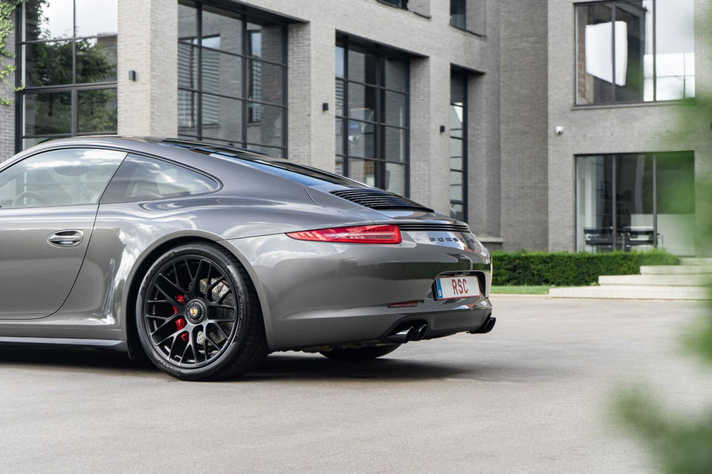 Porsche 991 Carrera GTS