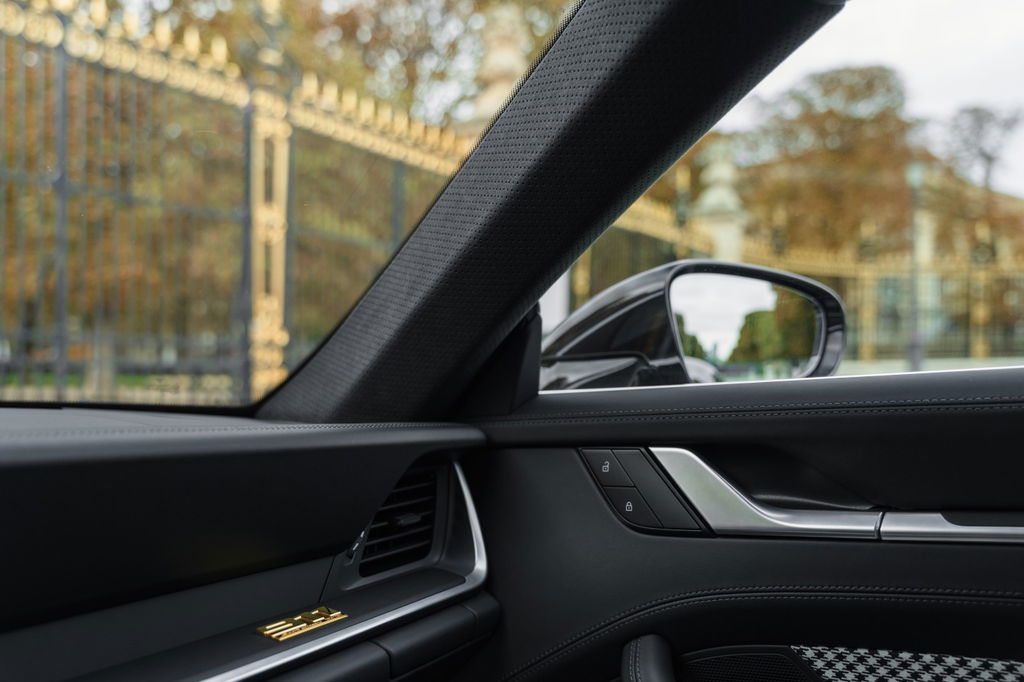 Porsche 992 Sport Classic