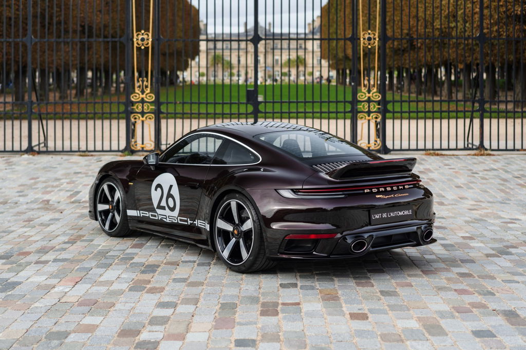 Porsche 992 Sport Classic