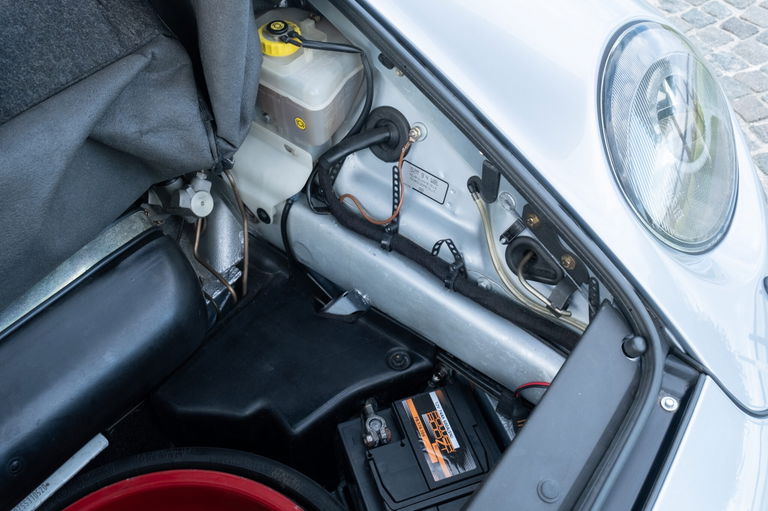 Porsche 993 Carrera 4