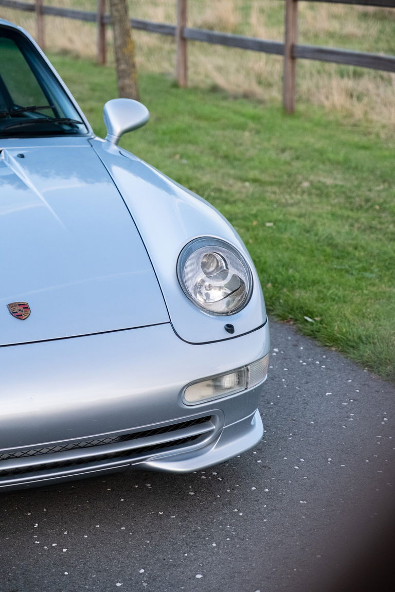 Porsche 993 Carrera 4