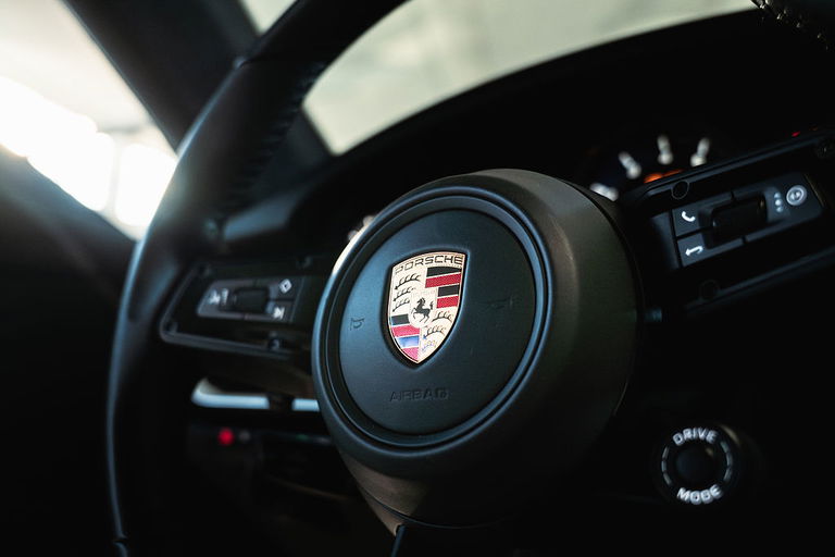 Porsche 992 Carrera 4S