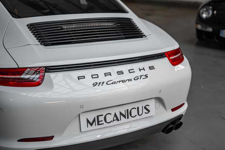 Porsche 991 Carrera GTS