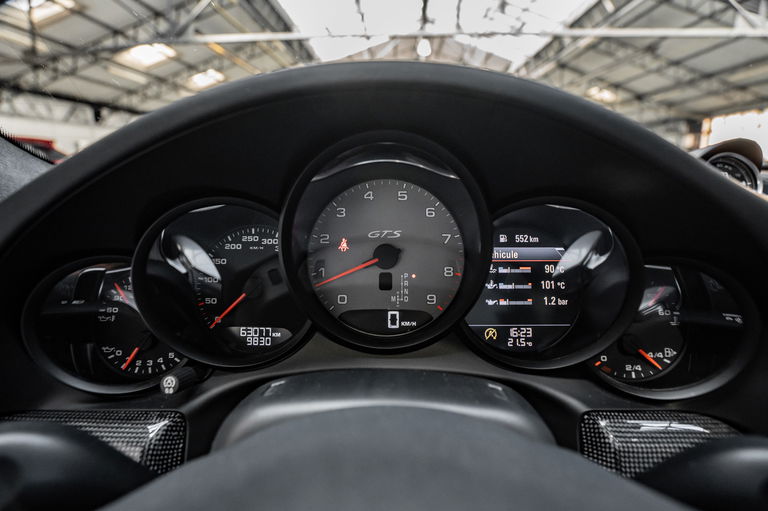 Porsche 991 Carrera GTS