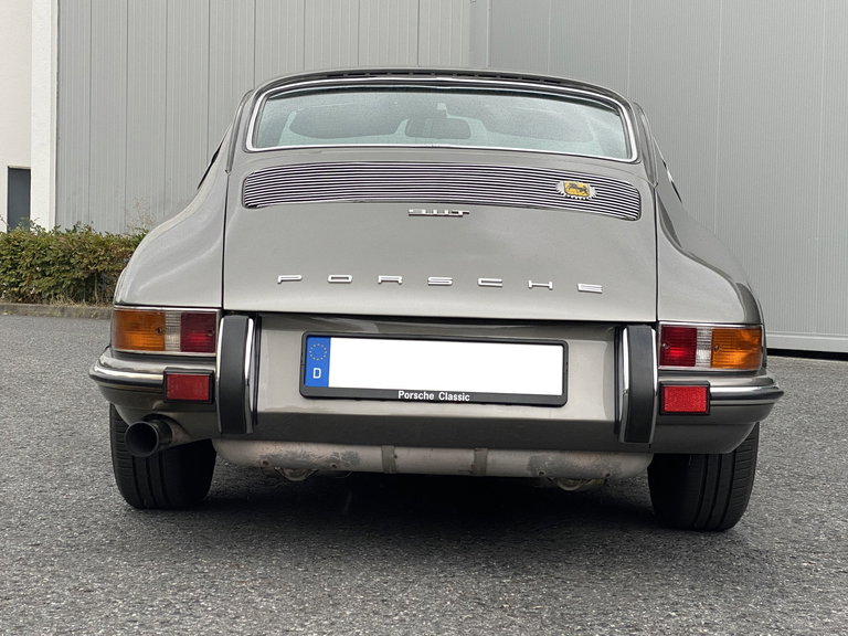 Porsche 911 T