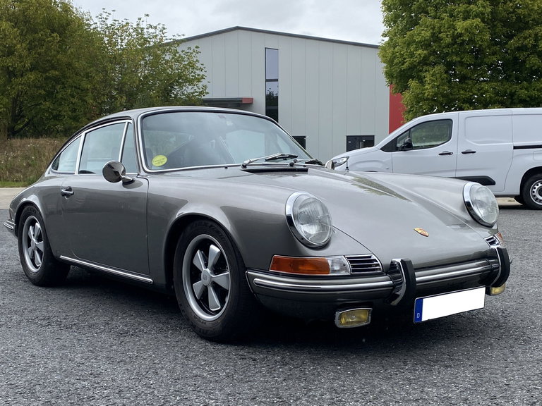 Porsche 911 T