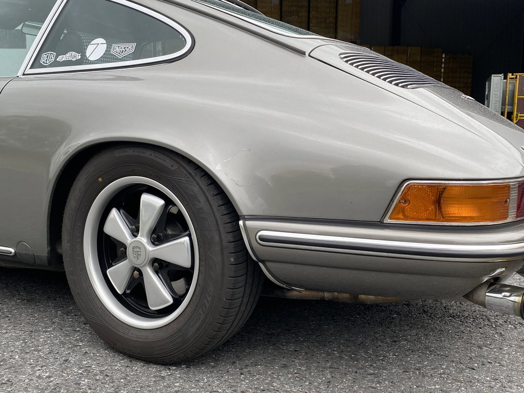 Porsche 911 T