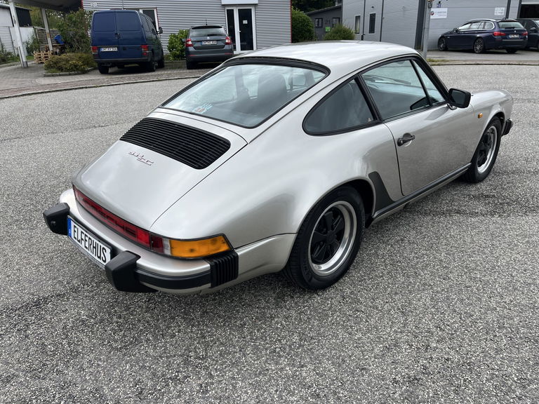 Porsche 911 SC
