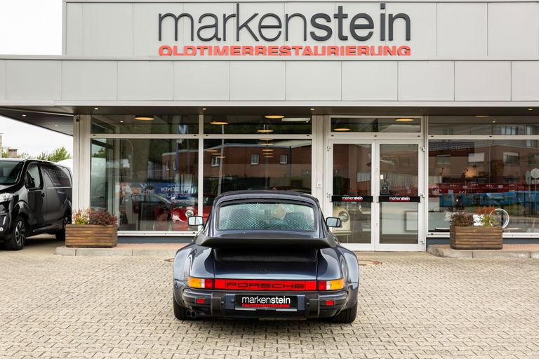 Porsche 911 Turbo 3.3