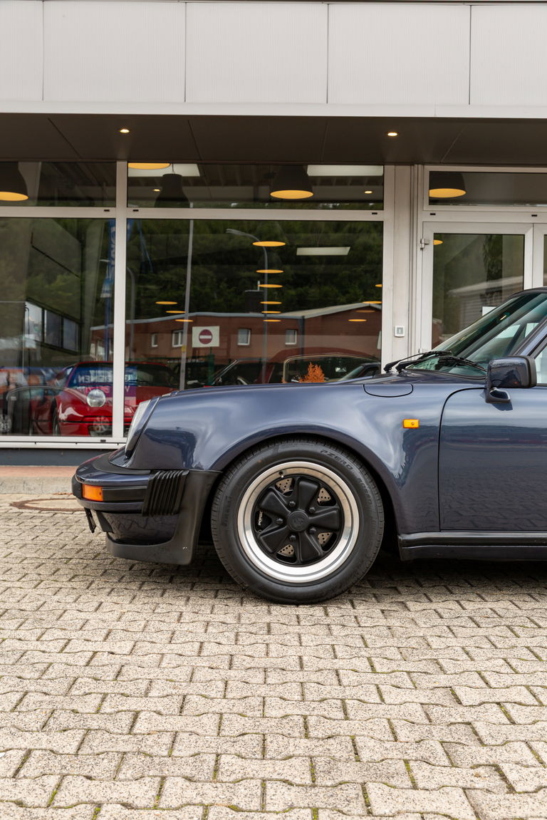 Porsche 911 Turbo 3.3