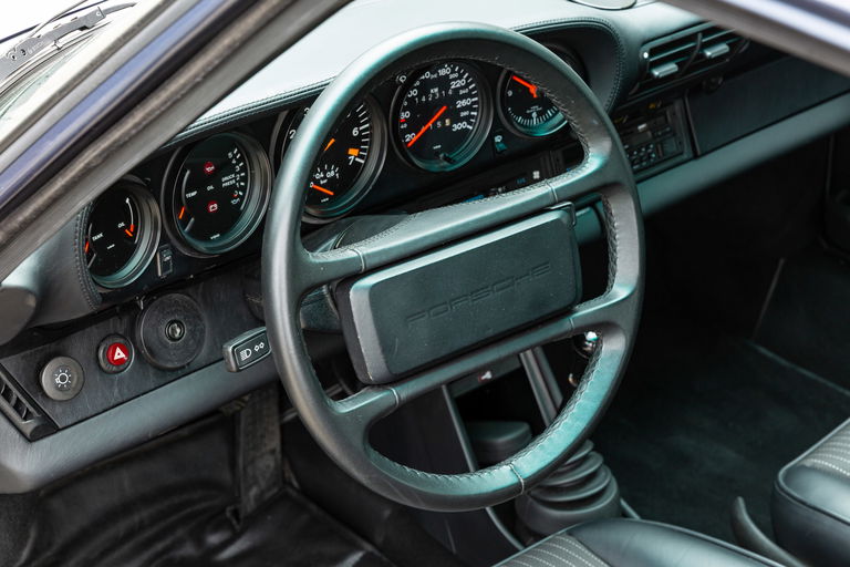 Porsche 911 Turbo 3.3