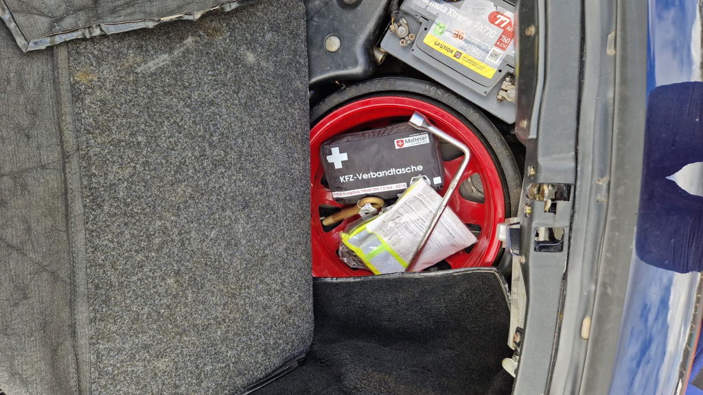 Porsche 964 Carrera 4