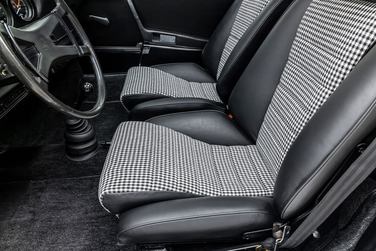 Porsche 911 S (F-Modell)