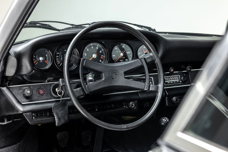 Porsche 911 S (F-Modell)