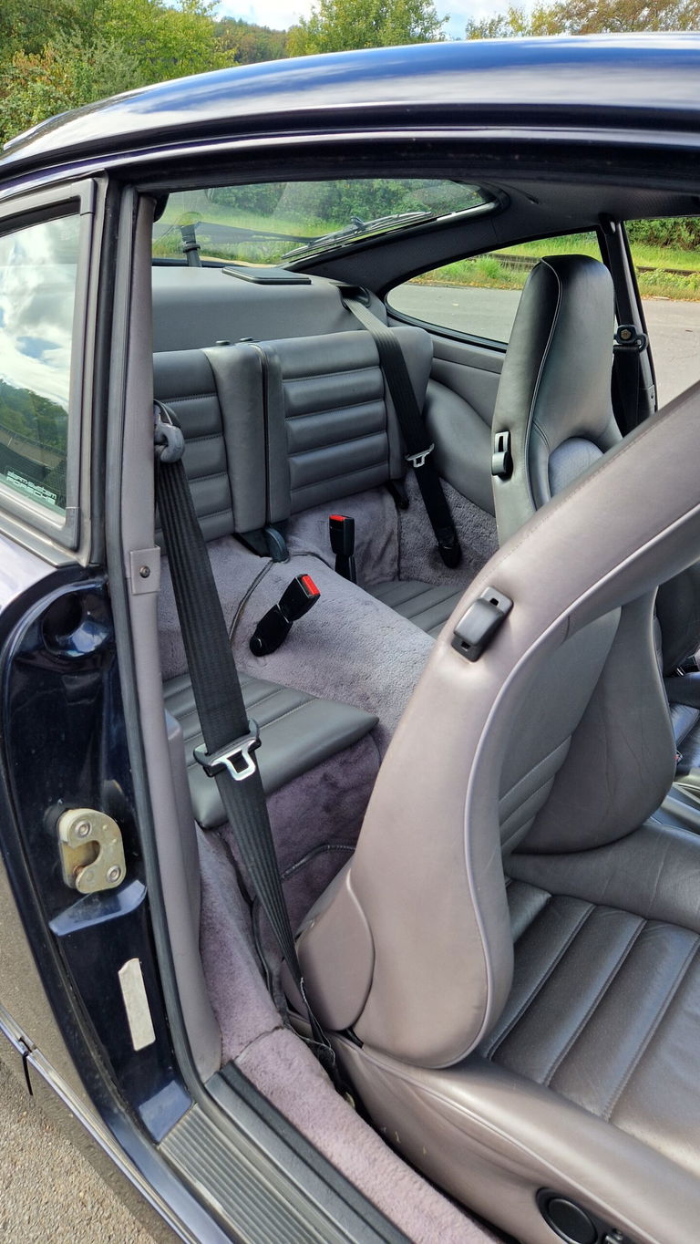 Porsche 964 Carrera 2