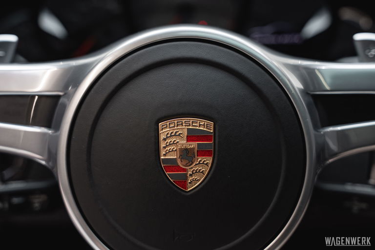 Porsche 991 Carrera 4 GTS