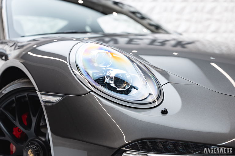 Porsche 991 Carrera 4 GTS