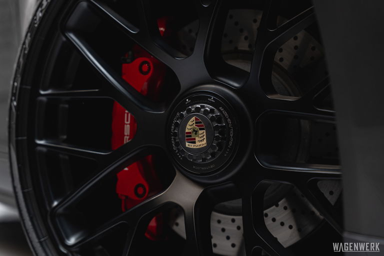 Porsche 991 Carrera 4 GTS