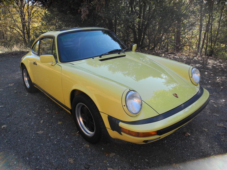 Porsche 911 Carrera 3.2