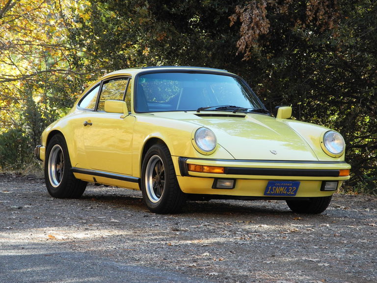 Porsche 911 Carrera 3.2