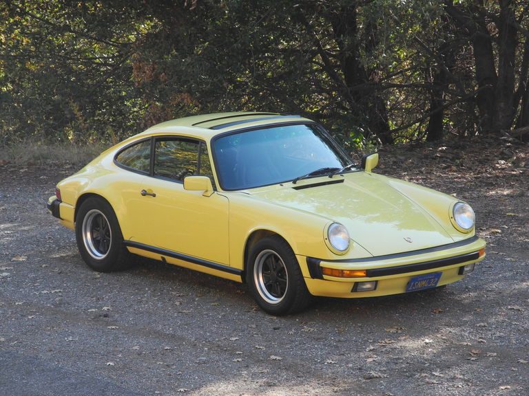 Porsche 911 Carrera 3.2