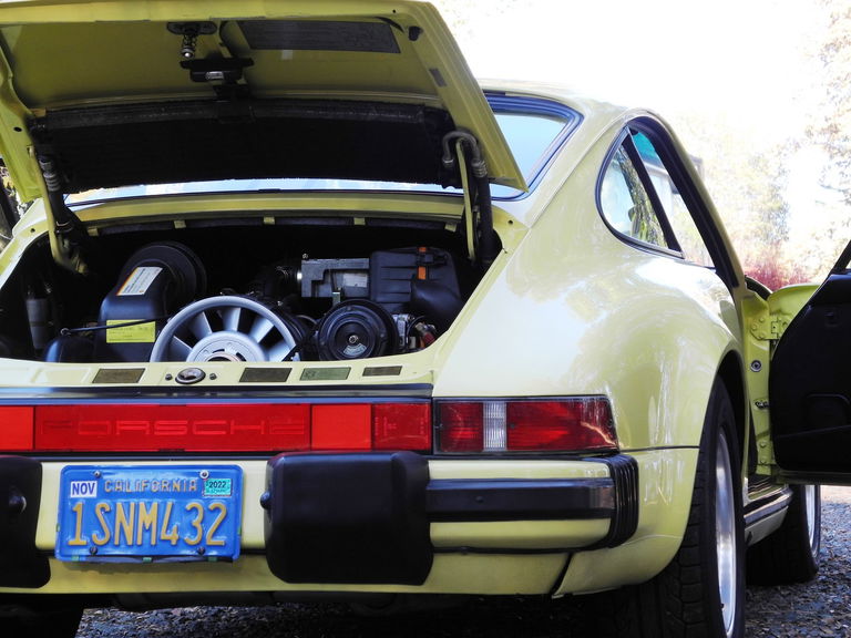Porsche 911 Carrera 3.2