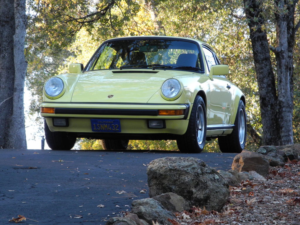 Porsche 911 Carrera 3.2