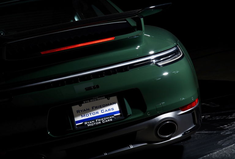 Porsche 992 Carrera 4 GTS