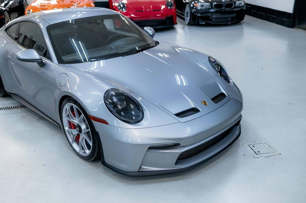 Porsche 992 GT3 Touring