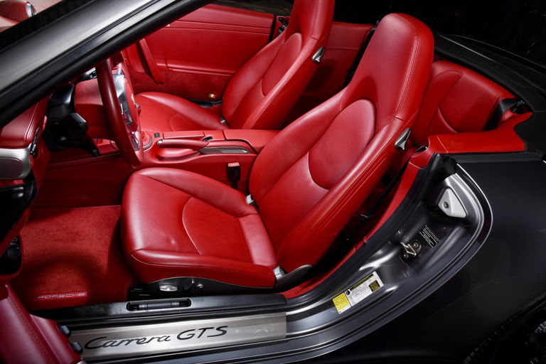 Porsche 997.2 Carrera GTS